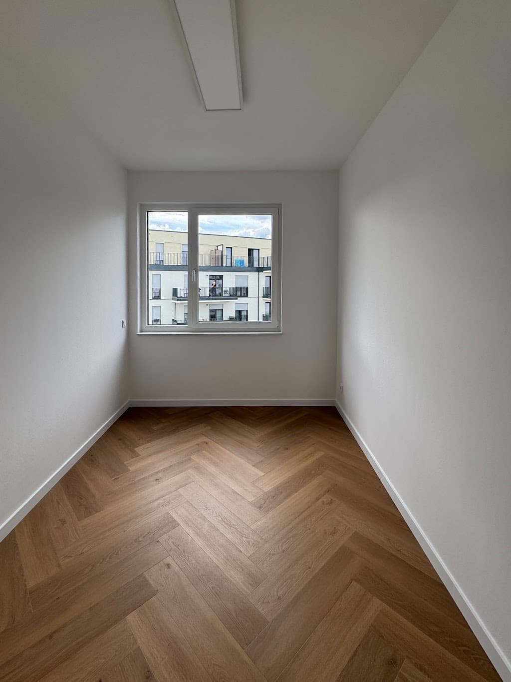 AK-Bau Berlin - Komplettsanierung, Badumbau und Badmodernisierung | Generalunternehmer für Wohnungssanierung
