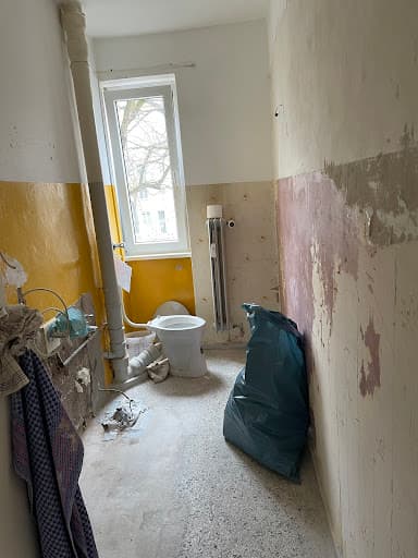 AK-Bau Berlin - Komplettsanierung, Badumbau und Badmodernisierung | Generalunternehmer für Wohnungssanierung — Kundenfoto